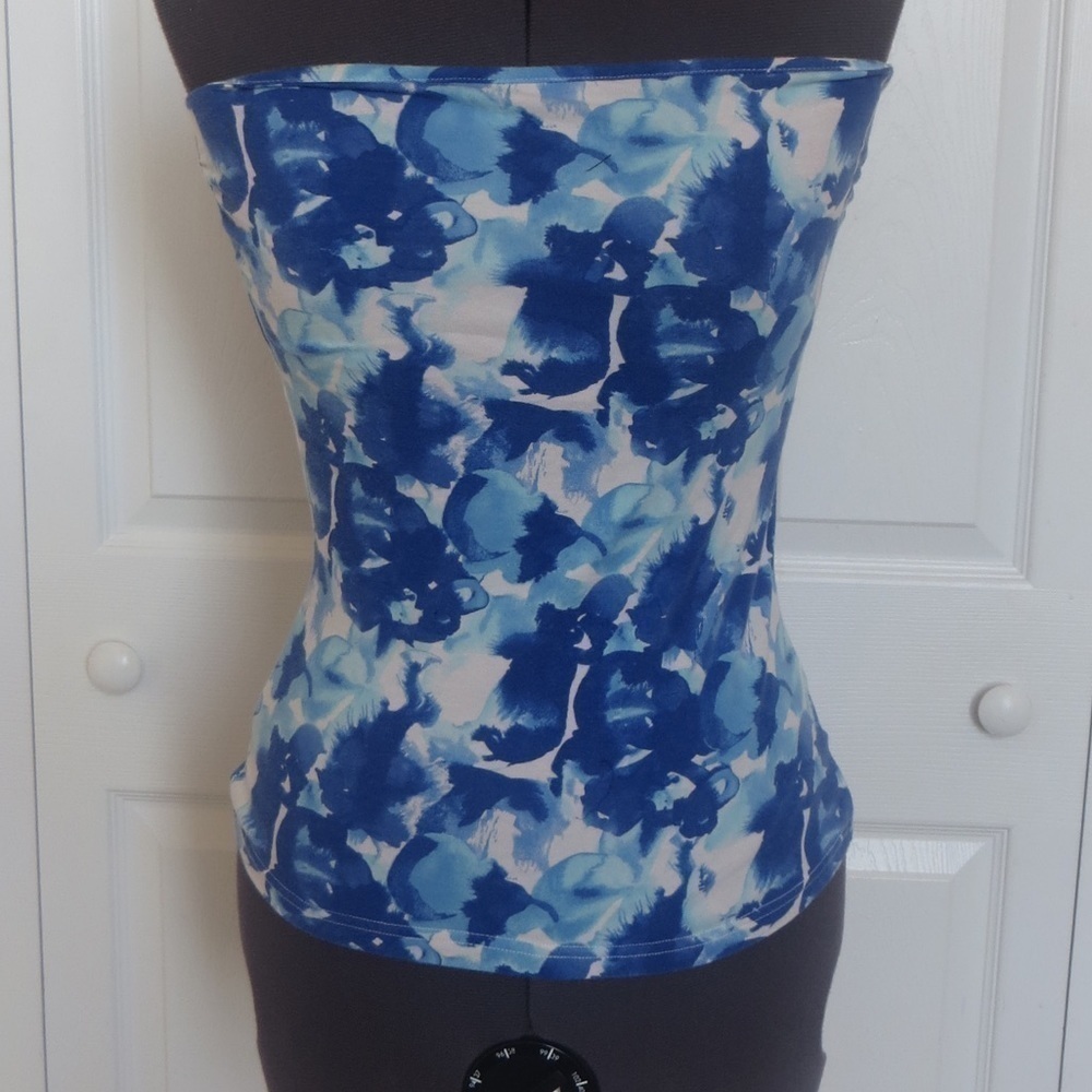 H&M Blue Floral Strapless Top, Size S 🔴CLEARANCE🔴